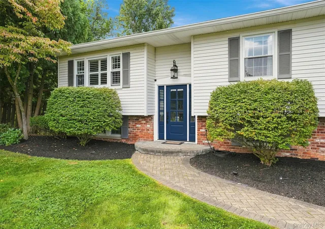 Photo 1 of Single family home for sale at 4 Aspen Ct, Wappinger, NY 12590 | MLS# 1049463 | Listing updated on 2026-09-12