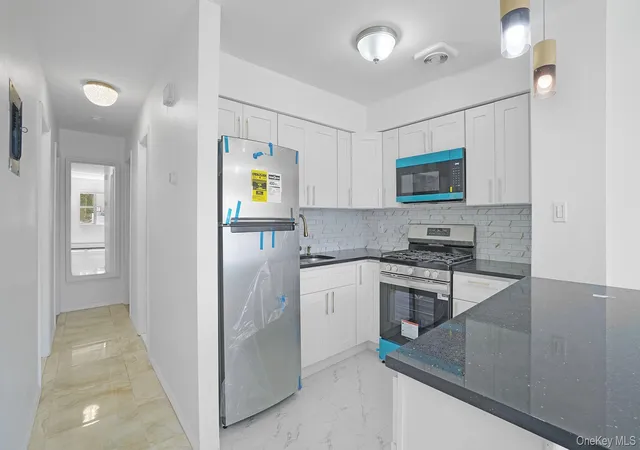 Listing Photo 5 - Condo for sale in building located at 114-07 159th St, New York, NY 11434