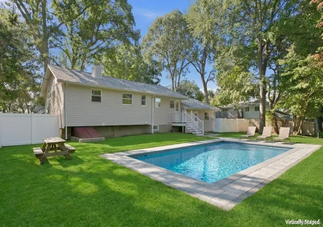 Photo 3 of Single family home for sale at 65 Holbrook Rd, Brookhaven, NY 11720 | MLS# 1049527 | Listing updated on 2026-09-30