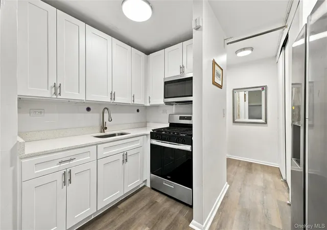 Photo 3 of Condo for sale at 164 20 Highland Ave #7J, New York, NY 11432 | MLS# 1049572 | Listing updated on 2026-09-30