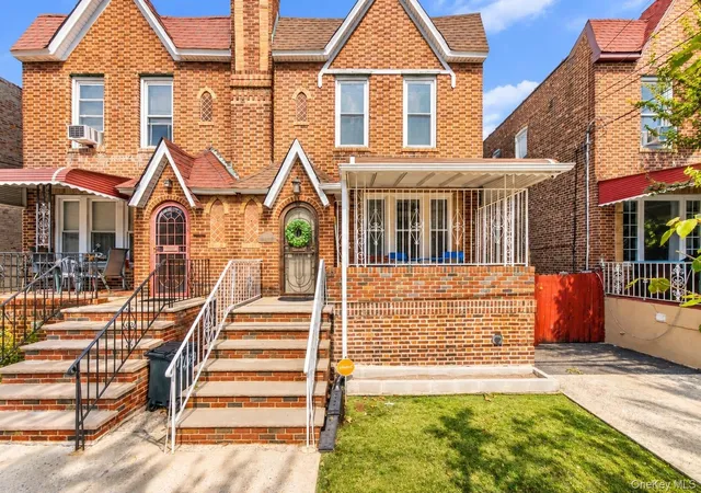 Single family home for sale at 11133 178th Street, New York, NY 11433 | MLS# 1049586