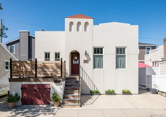 Photo 1 of Sale Pending at 29 Barnes St, Long Beach, NY 11561 | MLS# 1049601 | Listing updated on 2026-10-13