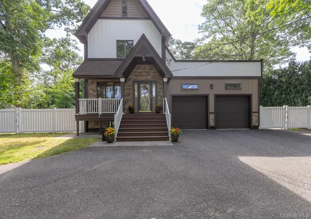 Photo 3 of Single family home for sale at 76 Wylde Rd, Brookhaven, NY 11766 | MLS# 1049620 | Listing updated on 2026-10-07