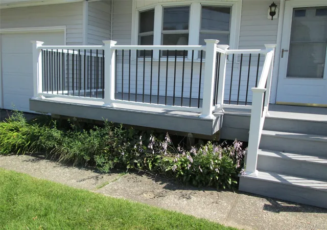 Photo 3 of Single family home for sale at 4 Barbara Ln, Wappinger, NY 12590 | MLS# 1049624 | Listing updated on 2026-09-22