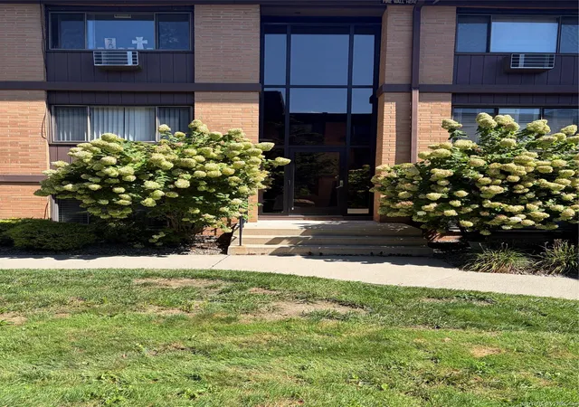 Photo 1 of Condo for sale at 10 Oakwood Ter #115, New Windsor, NY 12553 | MLS# 1049632 | Listing updated on 2026-09-12