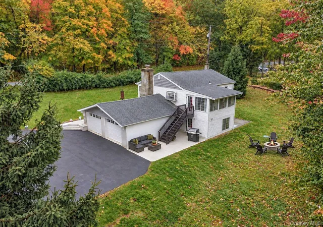 Photo 1 of Single family home for sale at 19 Ridgeview Rd, East Fishkill, NY 12533 | MLS# 1049657 | Listing updated on 2026-10-25