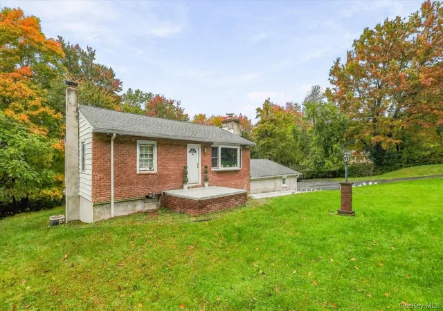 Photo 2 of Single family home for sale at 19 Ridgeview Rd, East Fishkill, NY 12533 | MLS# 1049657 | Listing updated on 2026-10-25
