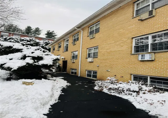 Photo 2 of Condo for sale at 8 Dove Ct #8B, Cortlandt, NY 10520 | MLS# 1049679 | Listing updated on 2026-09-12