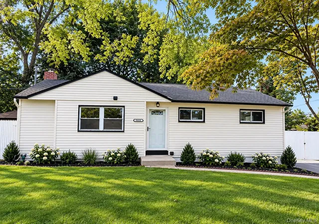 Single family home for sale at 2602 Knickerbocker Ave, Brookhaven, NY 11763 | MLS# 1049695