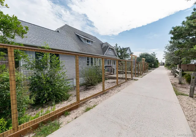 Single family home for sale at 253 Cottage Walk, Islip, NY 11770 | MLS# 1049697 | Listing updated on 2026-10-03