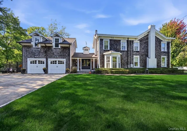 Single family home for sale at 354 Middle Rd, Bayport, NY 11705 | MLS# 1049709