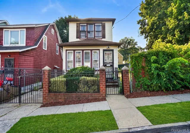 Photo 1 of Single family home for sale at 6 Johnson St, Mount Vernon, NY 10550 | MLS# 1049715 | Listing updated on 2026-10-08