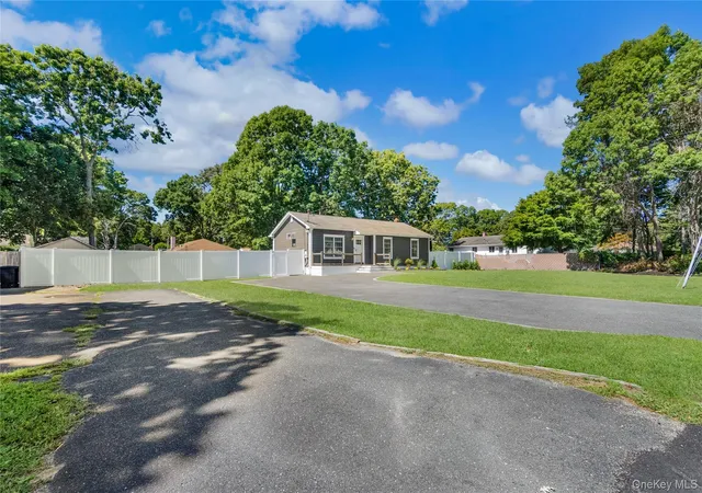 Photo 3 of Single family home for sale at 108 Floyd Rd, Brookhaven, NY 11967 | MLS# 1049719 | Listing updated on 2026-10-07
