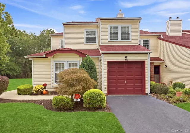 Photo 1 of Single family home for sale at 13 Hancock Ct, Brookhaven, NY 11727 | MLS# 1049761 | Listing updated on 2026-10-03