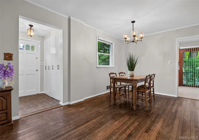Photo 3 of Single family home for sale at 9 Verne Pl, Greenburgh, NY 10530 | MLS# 1049791 | Listing updated on 2026-09-12