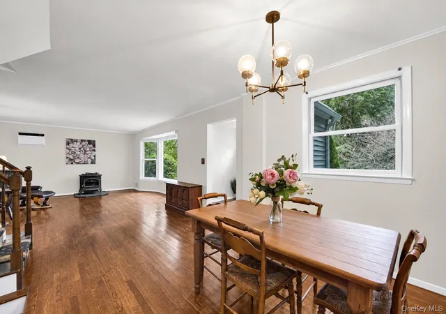 Photo 4 of Single family home for sale at 9 Verne Pl, Greenburgh, NY 10530 | MLS# 1049791 | Listing updated on 2026-10-17