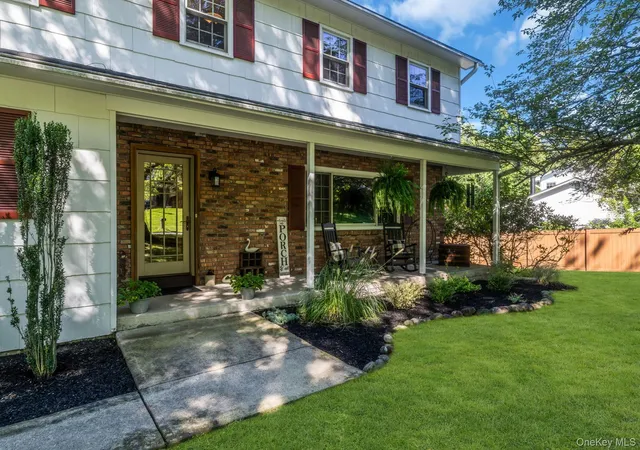 Photo 2 of Single family home for sale at 79 Branchville Rd, Clarkstown, NY 10989 | MLS# 1049797 | Listing updated on 2026-09-18