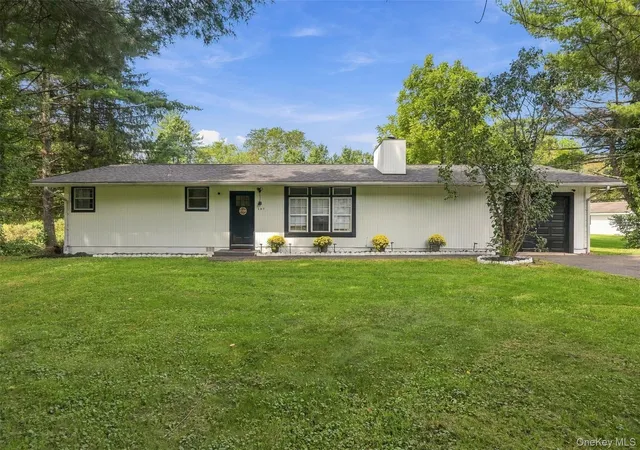 Photo 1 of Single family home for sale at 267 State Route 32 S, New Paltz, NY 12561 | MLS# 1049809 | Listing updated on 2026-09-13