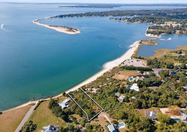 Photo 2 of Sale Pending at 14b Heron Ln, Shelter Island, NY 11964 | MLS# 1049849 | Listing updated on 2026-10-07