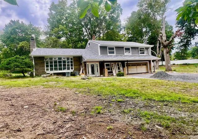 Photo 3 of Single family home for sale at 44 50 Ingalls St, Middletown, NY 10940 | MLS# 1049857 | Listing updated on 2026-09-12