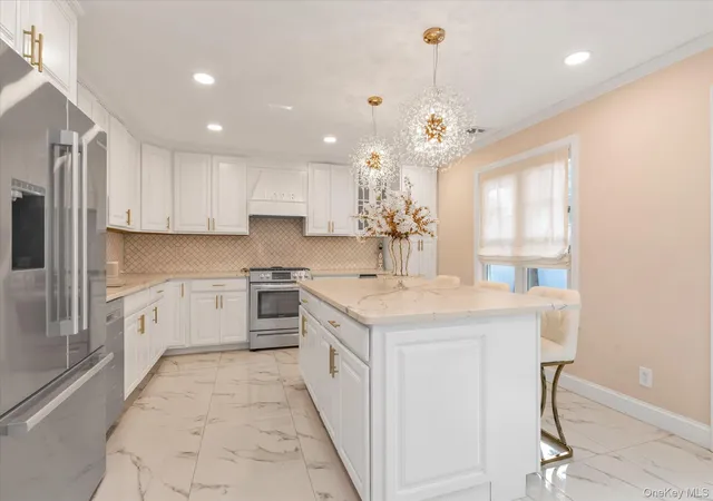 Photo 3 of Single family home for sale at 9 The Promenade, Oyster Bay, NY 11545 | MLS# 1049860 | Listing updated on 2026-10-04