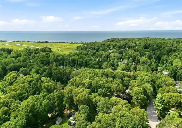 Photo 38 of Single family home for sale at 2064 N Country Rd, Riverhead, NY 11792 | MLS# 1049897 | Listing updated on 2026-10-03