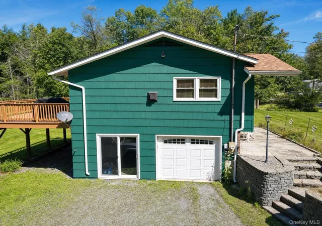 Photo 4 of Single family home for sale at 49 Quiat Rd, Fallsburg, NY 12763 | MLS# 1049899 | Listing updated on 2026-09-13