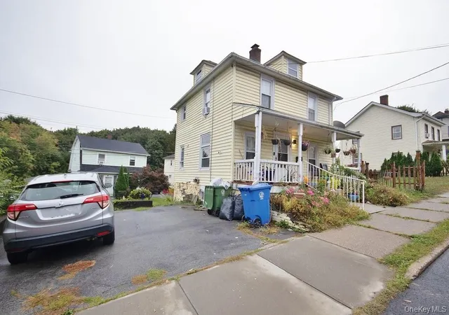 Photo 4 of Single family home for sale at 6-8 Forest Ave, Middletown, NY 10940 | MLS# 1049921 | Listing updated on 2026-10-08