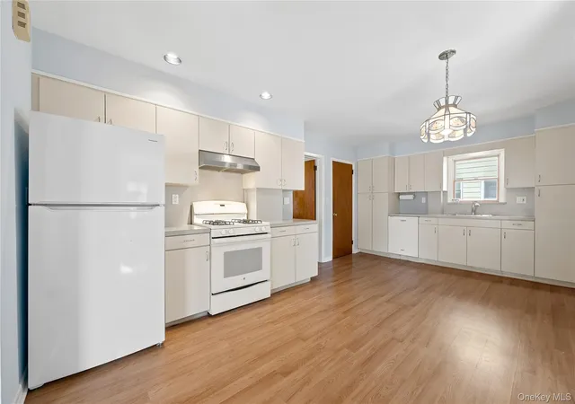 Photo 4 of Sale Pending at 34 Terrace Ave, Ossining, NY 10562 | MLS# 1049926 | Listing updated on 2026-10-13