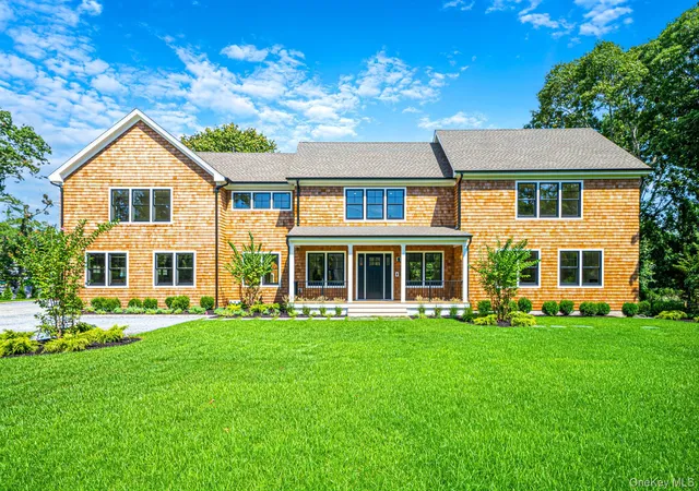 Photo 2 of Single family home for sale at 3 Vail Ave, Southampton, NY 11942 | MLS# 1049938 | Listing updated on 2026-09-12