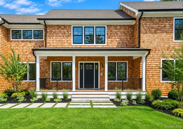 Photo 3 of Single family home for sale at 3 Vail Ave, Southampton, NY 11942 | MLS# 1049938 | Listing updated on 2026-10-06