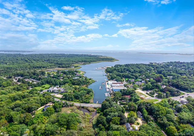 Photo 48 of Single family home for sale at 3 Vail Ave, Southampton, NY 11942 | MLS# 1049938 | Listing updated on 2026-09-12