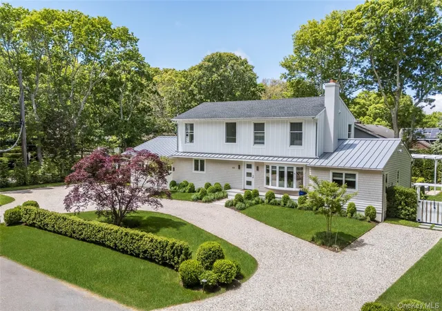 Photo 2 of Single family home for sale at 48 Beechwood Dr, Southampton, NY 11968 | MLS# 1049950 | Listing updated on 2026-10-03