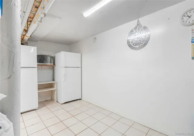 Photo 2 of House for sale at 90-22 179th Street, New York, NY 11432 | MLS# 1049977 | Listing updated on 2026-09-29