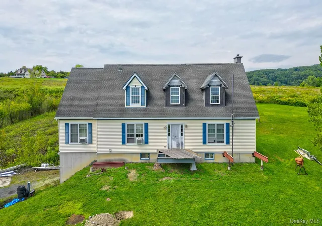 Photo 1 of Single family home for sale at 70 Mulberry Ln, Marlboro, NY 12547 | MLS# 1049979 | Listing updated on 2026-09-18