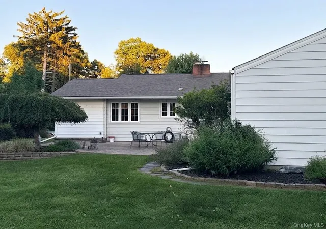 Photo 3 of Single family home for sale at 4 Pheasant Dr, Clarkstown, NY 10994 | MLS# 1049993 | Listing updated on 2026-09-18