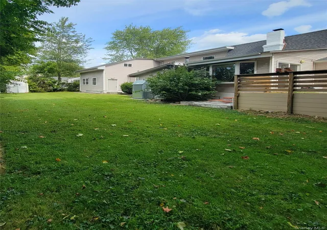 Photo 2 of Single family home for sale at 3255 Chelsey St, Yorktown, NY 10547 | MLS# 1050002 | Listing updated on 2026-09-15