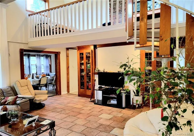 Photo 3 of Single family home for sale at 3255 Chelsey St, Yorktown, NY 10547 | MLS# 1050002 | Listing updated on 2026-09-14