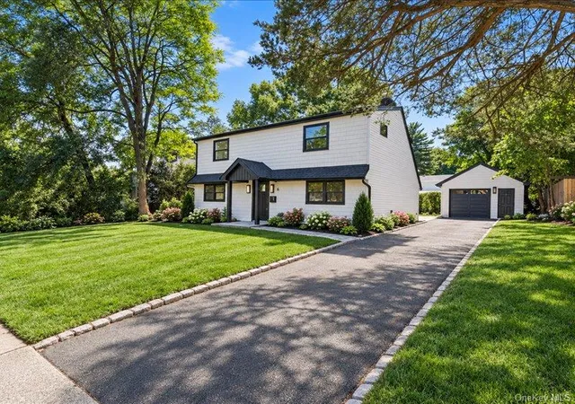 Photo 2 of Single family home for sale at 6 Slocum Ave, North Hempstead, NY 11050 | MLS# 1050014 | Listing updated on 2026-09-13