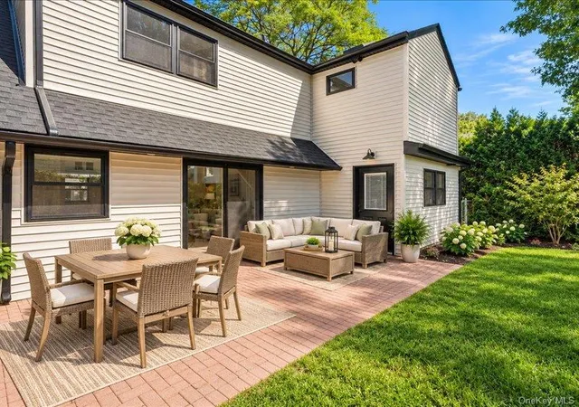 Photo 24 of Single family home for sale at 6 Slocum Ave, North Hempstead, NY 11050 | MLS# 1050014 | Listing updated on 2026-09-13