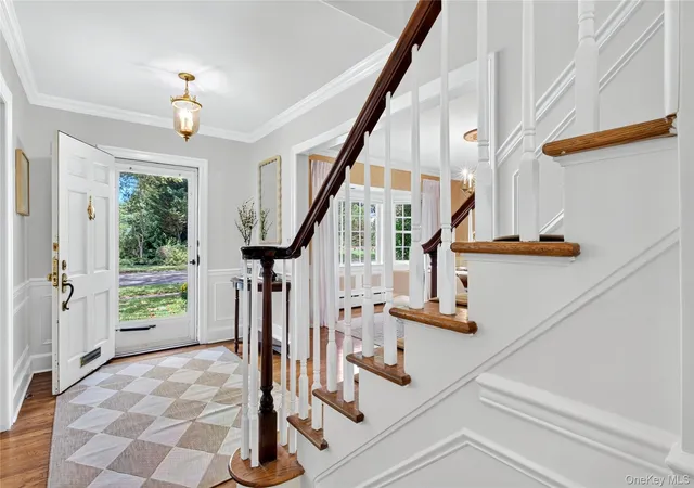 Photo 2 of Single family home for sale at 602 Park Ave, North Hempstead, NY 11030 | MLS# 1050021 | Listing updated on 2026-09-17