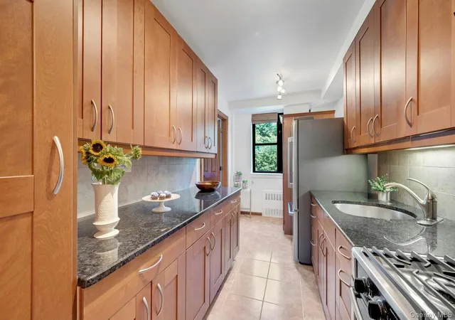 Photo 1 of Condo for sale at 735 Kappock St #8F, New York, NY 10463 | MLS# 1050028 | Listing updated on 2026-09-22