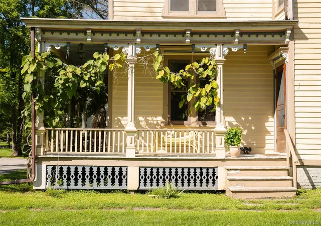 Photo 3 of Single family home for sale at 21 North Rd, Red Hook, NY 12583 | MLS# 1050034 | Listing updated on 2026-09-13