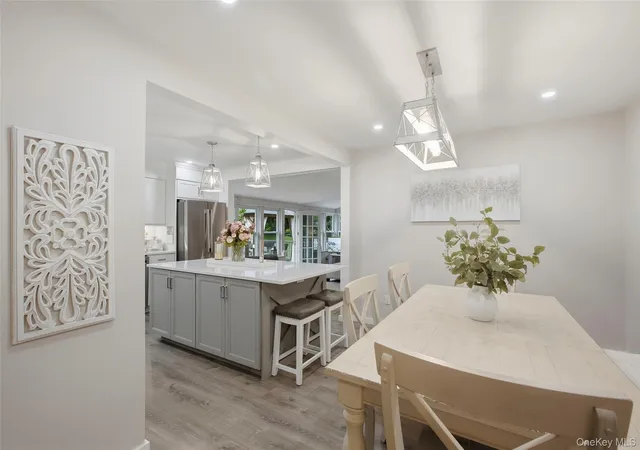Photo 4 of Single family home for sale at 2 Mount Grey Rd, Brookhaven, NY 11790 | MLS# 1050036 | Listing updated on 2026-09-20