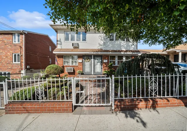 Photo 2 of Multi family home for sale at 13818 Redding St, New York, NY 11417 | MLS# 1050055 | Listing updated on 2026-09-13