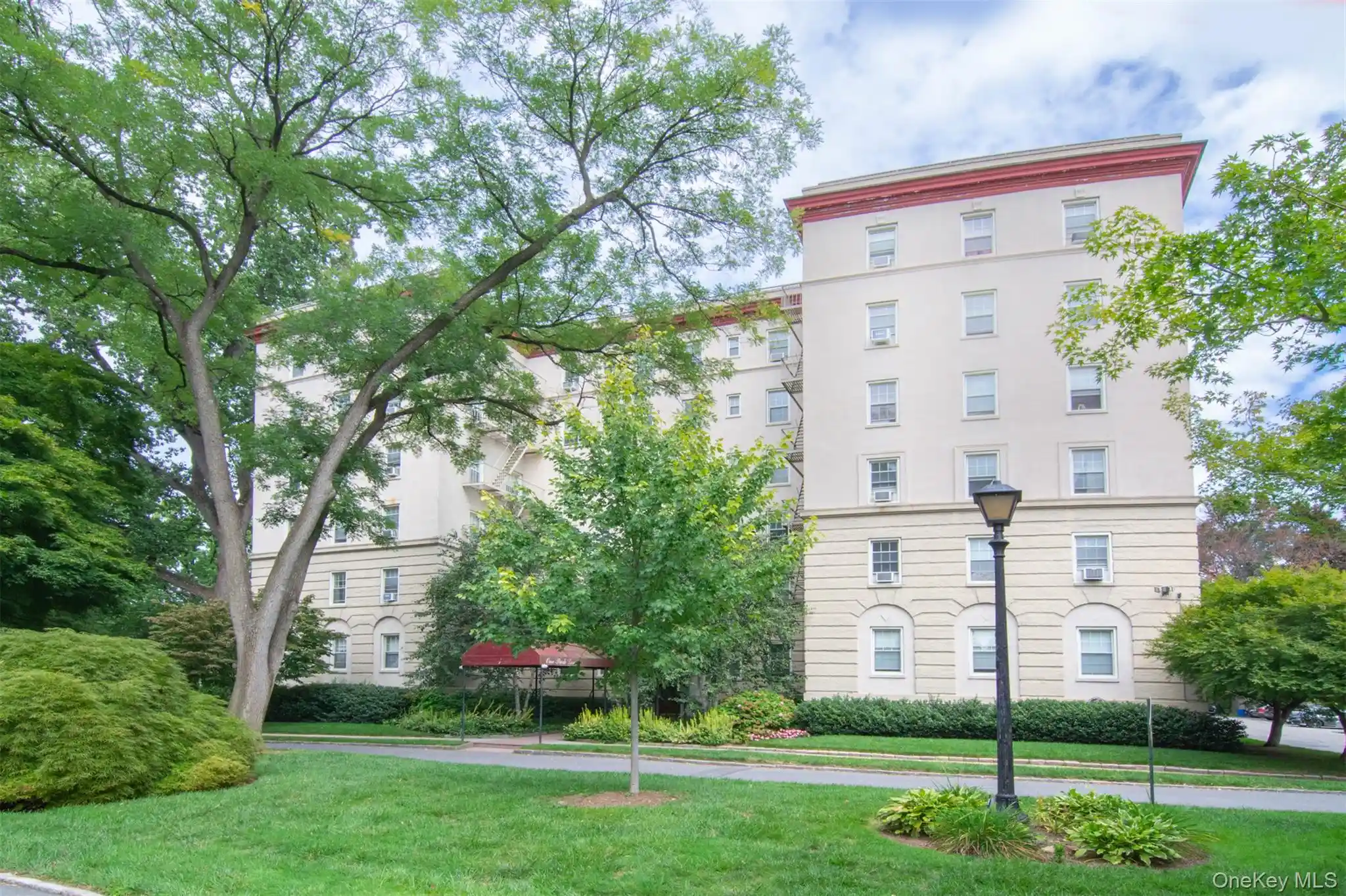 Listing Photo 22 - Condo for sale in 1 Park Ln located at 1 Park Ln, Mount Vernon, NY 10552 - Unit #3A