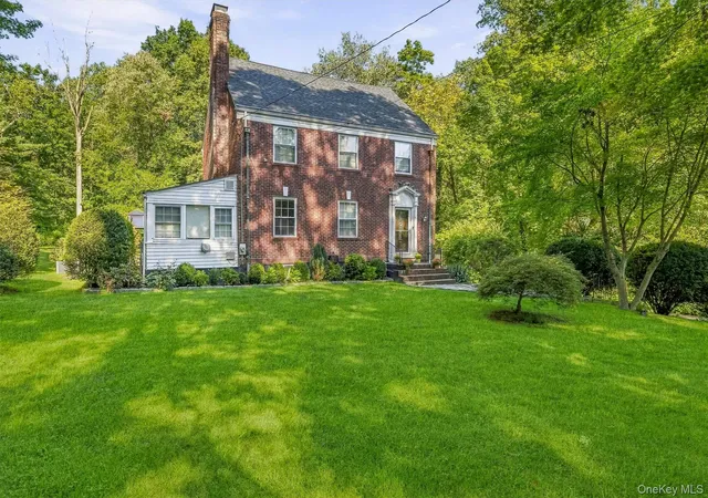 Photo 3 of Single family home for sale at 28 Winslow Rd, White Plains, NY 10606 | MLS# 1050121 | Listing updated on 2026-09-23