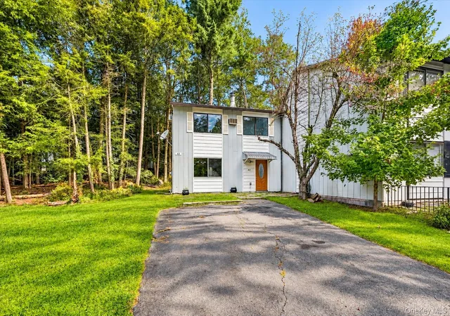 Photo 1 of Single family home for sale at 42 Peter Way, Thompson, NY 12751 | MLS# 1050124 | Listing updated on 2026-10-07