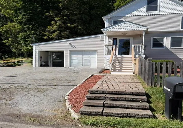 Photo 3 of Single family home for sale at 19 Meadow Ave, Chester Town, NY 10918 | MLS# 1050131 | Listing updated on 2026-09-19