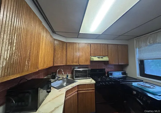 Photo 1 of House for sale at 160-19 17th Avenue #6-400, New York, NY 11357 | MLS# 1050148 | Listing updated on 2026-10-01